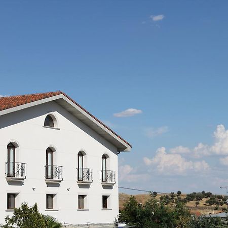 Hostal Landhaus El Molar Bagian luar foto