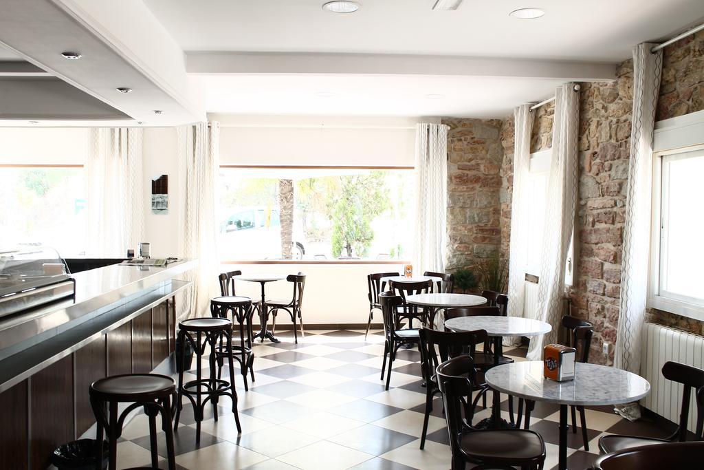 Hostal Landhaus El Molar Bagian luar foto